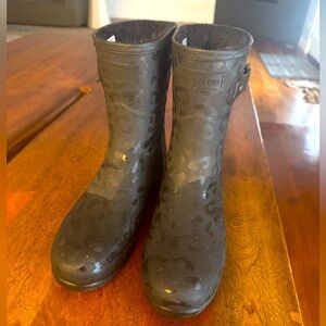 Hunter women’s fleece lined rain boot size 6.5